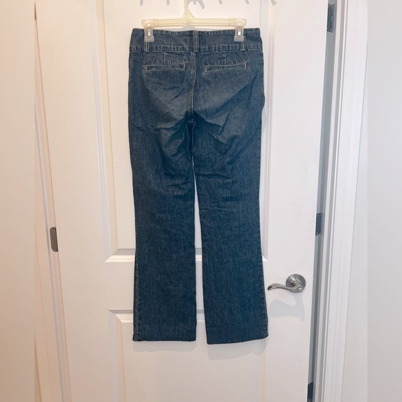 Old Navy Boot Cut Low Rise Denim Jeans Size 2 - Picture 2 of 13